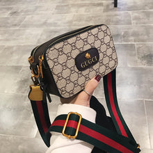Load image into Gallery viewer, New fashion trend Messenger bag camera bag printing contrast color small square bag wild shoulder bag